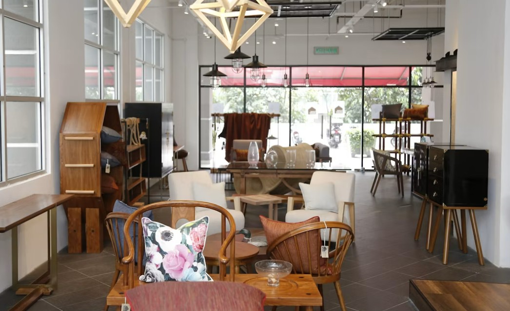 Furniture & Living